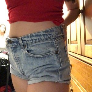 vintage distressed levi’s shorts